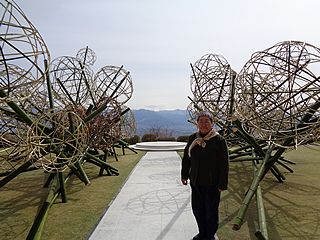 燦桃花三人展・竹と苔花堂店主